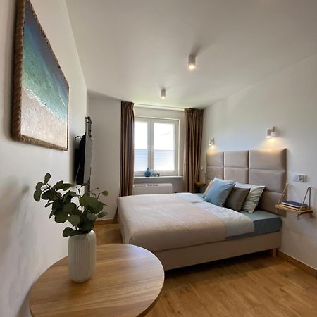 La Playa Apartments Hel Esterno foto